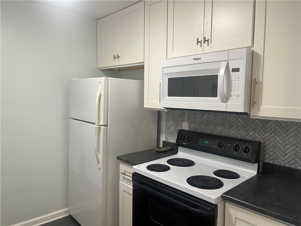 3655 Habersham Road NE B 352