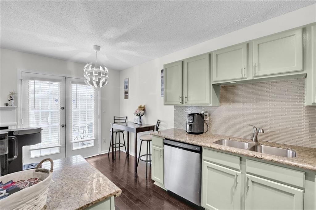 PARKVIEW COMMONS - Residential