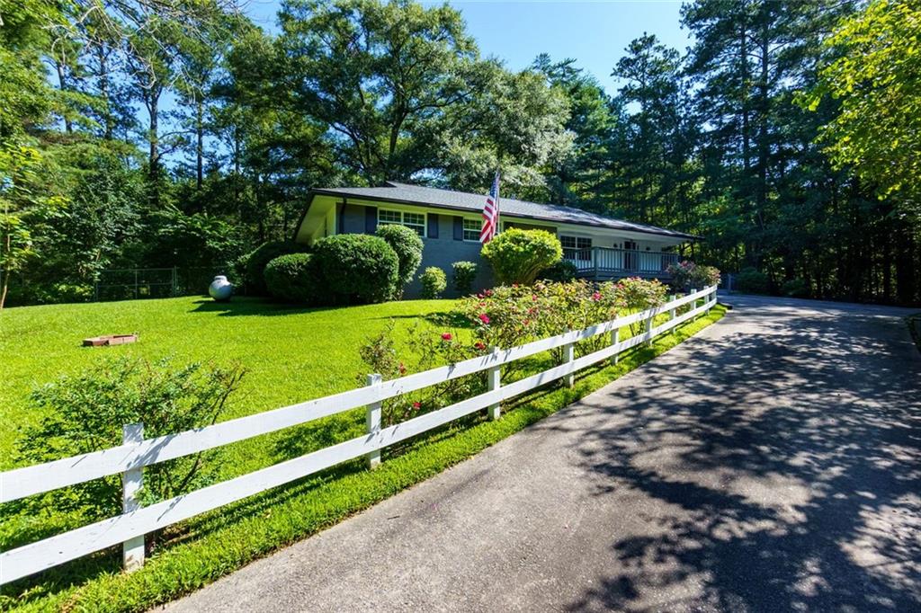 6434 Reinhardt College Parkway