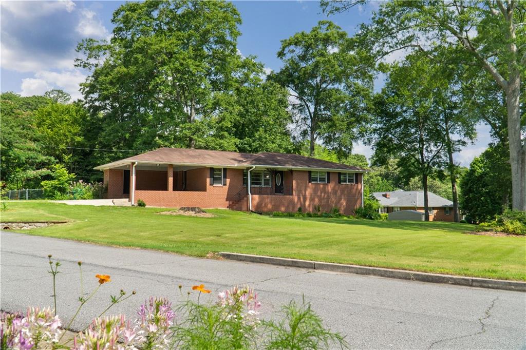 3888 Lindley Circle