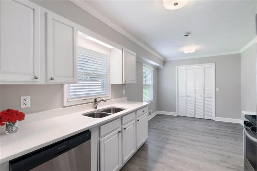 2795 Frank Lane