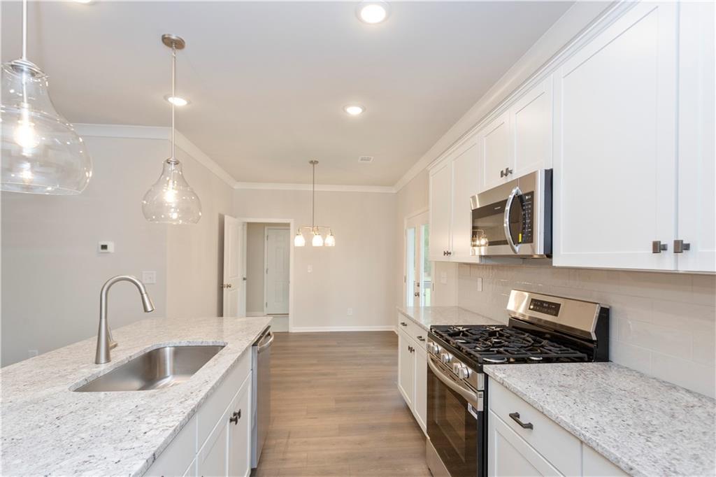 3800 Shelleydale Drive 1