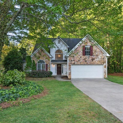 Homes For Sale - 4035 Lakeside Boulevard<br/> Monroe, GA 30655