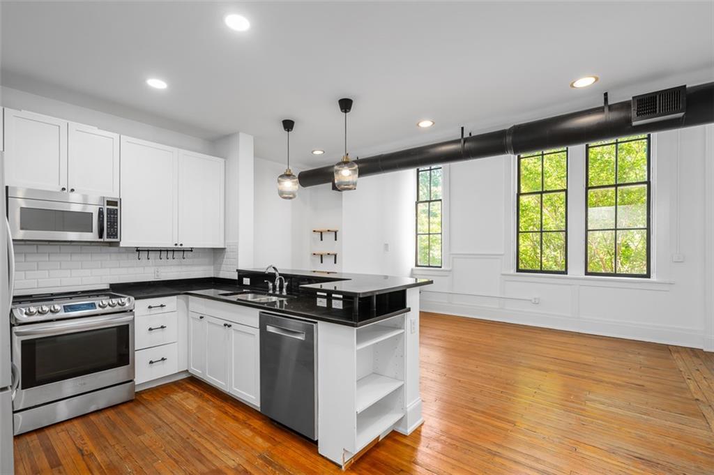978 North Avenue NE 310
