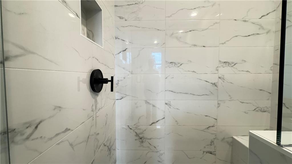 East Cobb Walk - Residential Lease