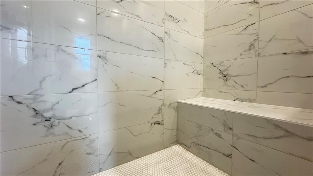 East Cobb Walk - Residential Lease