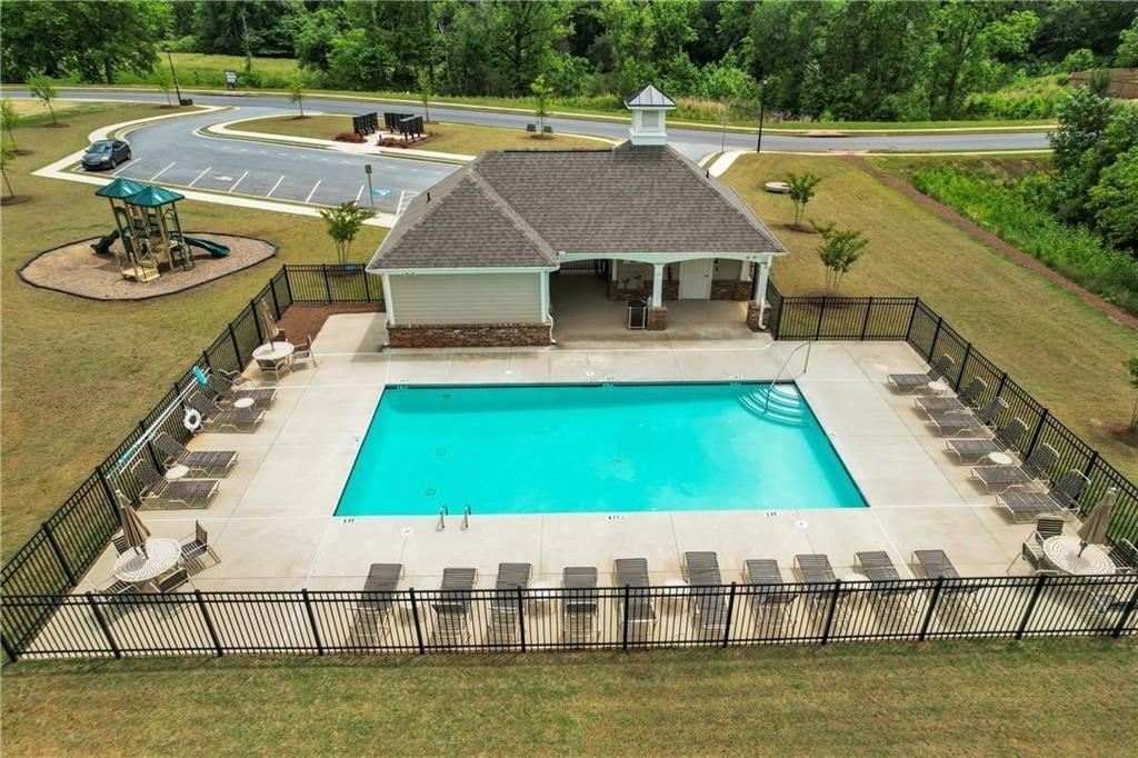 6816 Cambridge Drive, Flowery Branch, Georgia image 31