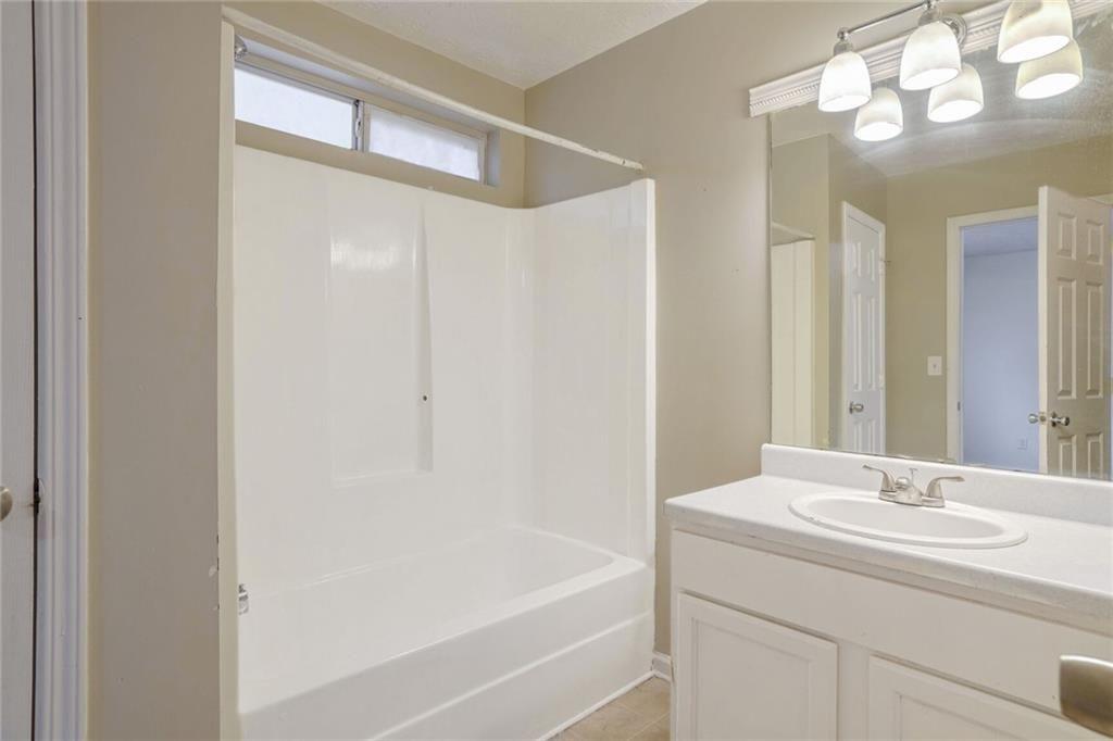 Adams Walk City Square - Residential