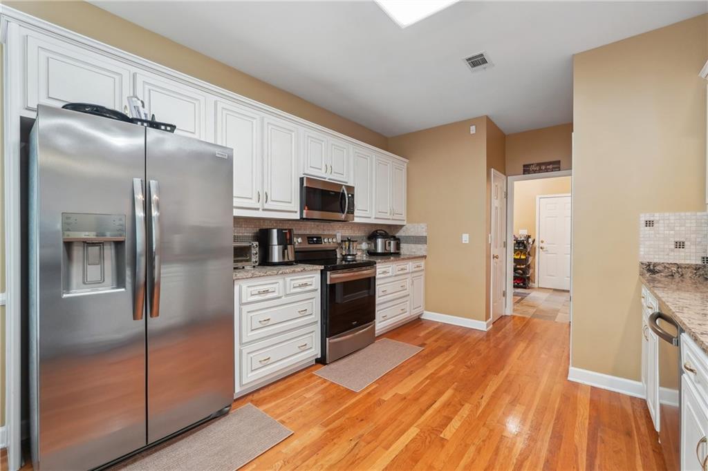 4440 Weston Drive, Lilburn, Georgia image 6