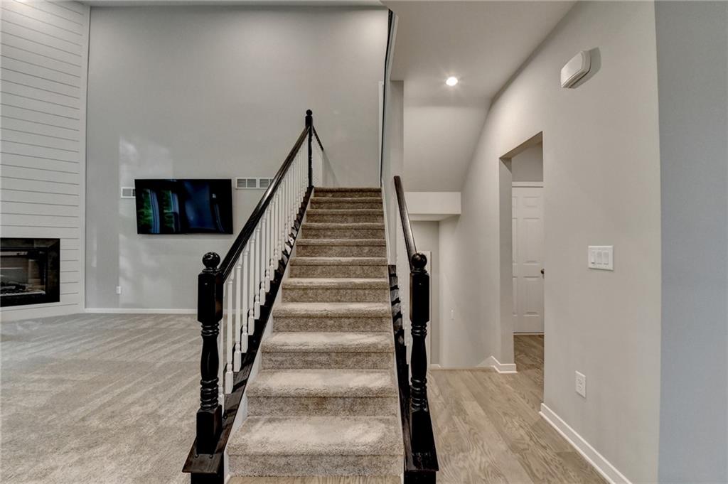 8335 Scenic Ridge Way, Ball Ground, Georgia image 27