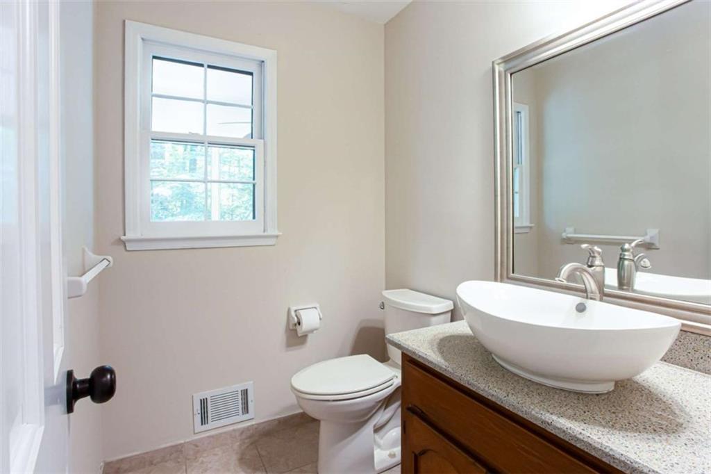 1855 Vintage Drive, Snellville, Georgia image 34