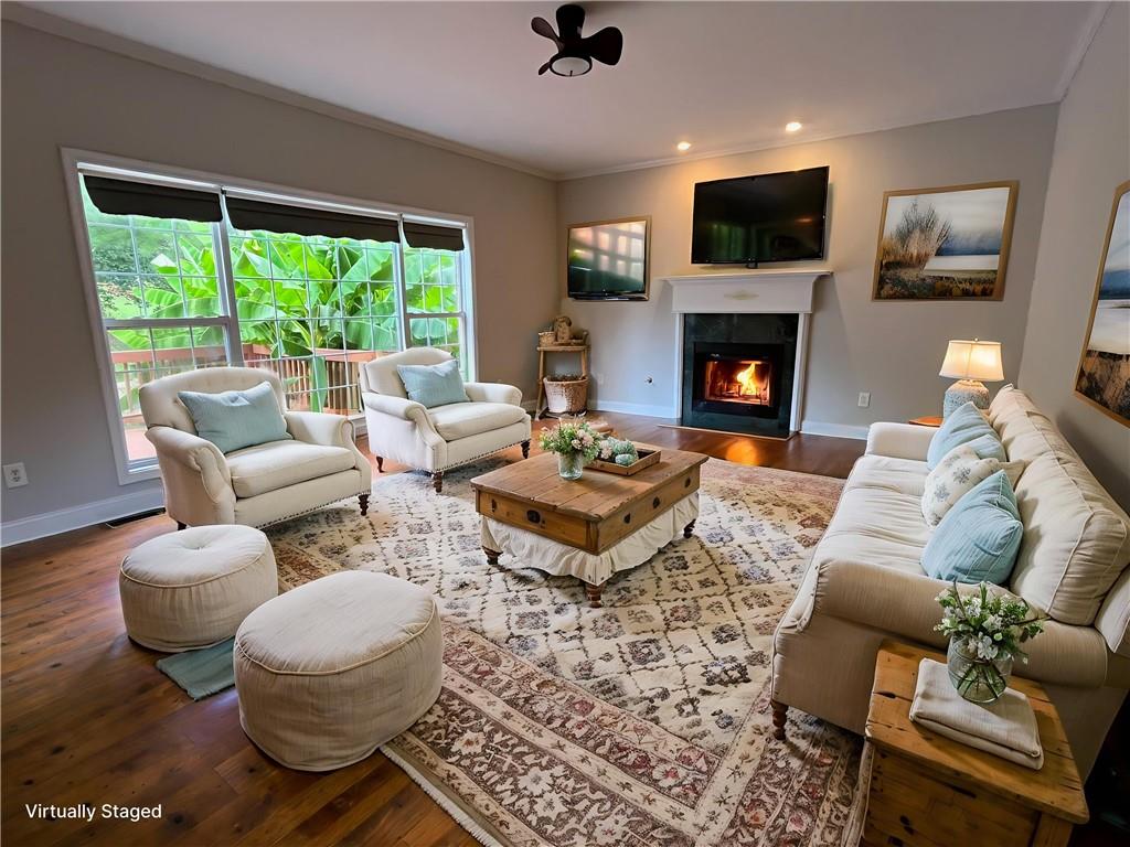 216 Overland Trail