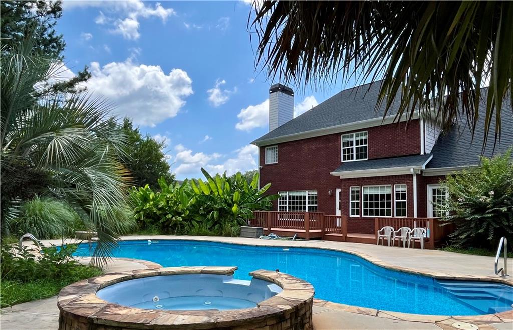 216 Overland Trail