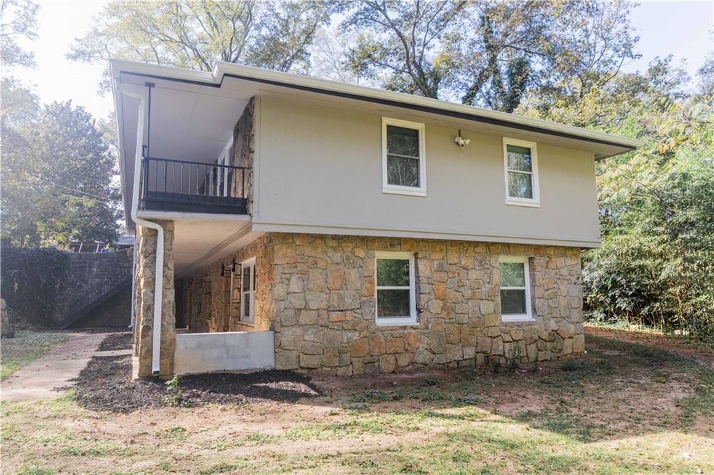 721 Ford Place