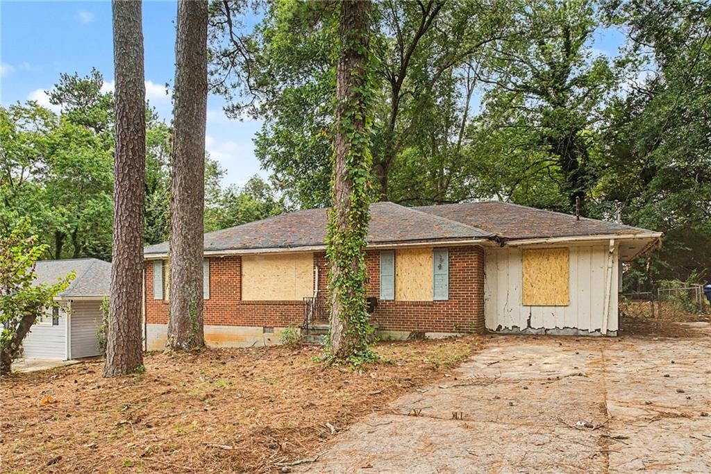 2411 Baywood Drive SE