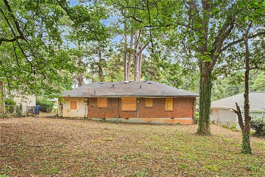 2411 Baywood Drive SE