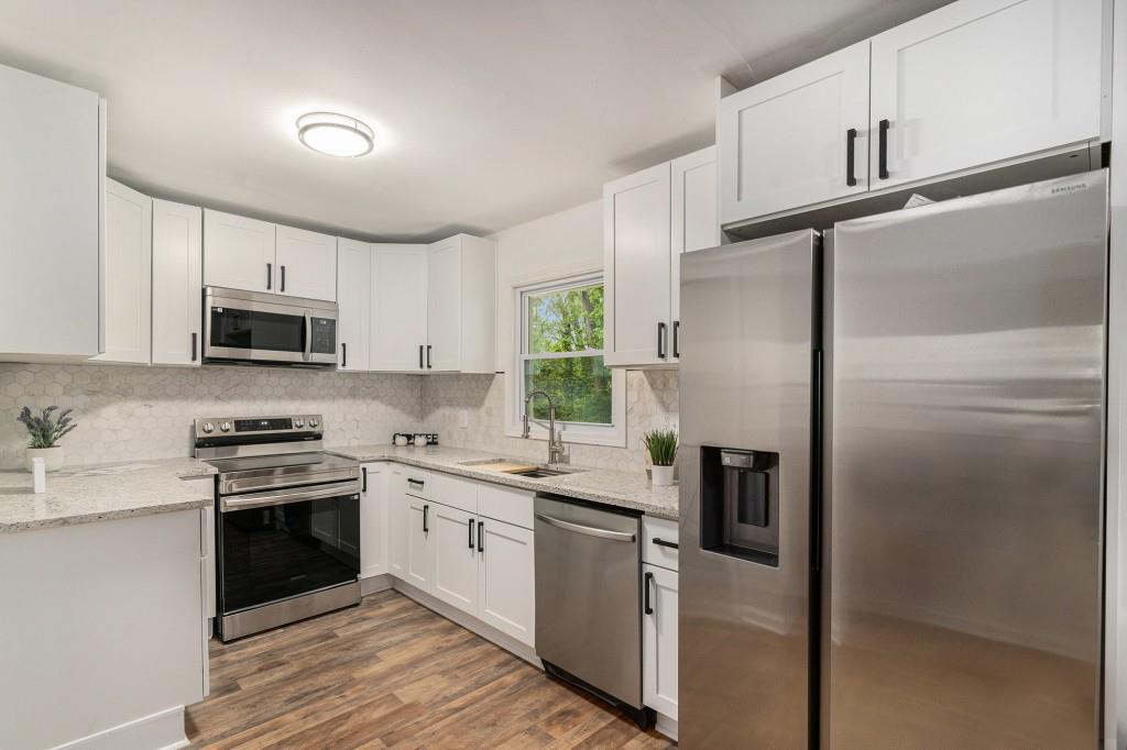 3181 Pennington Circle, Atlanta, Georgia image 3