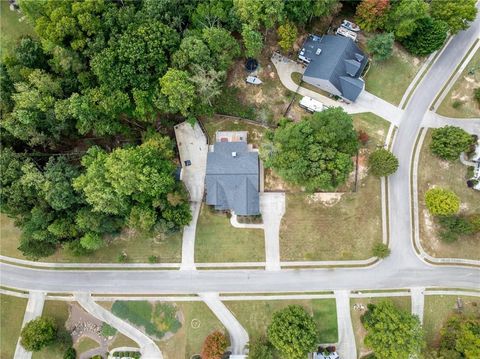 A home in Flowery Branch