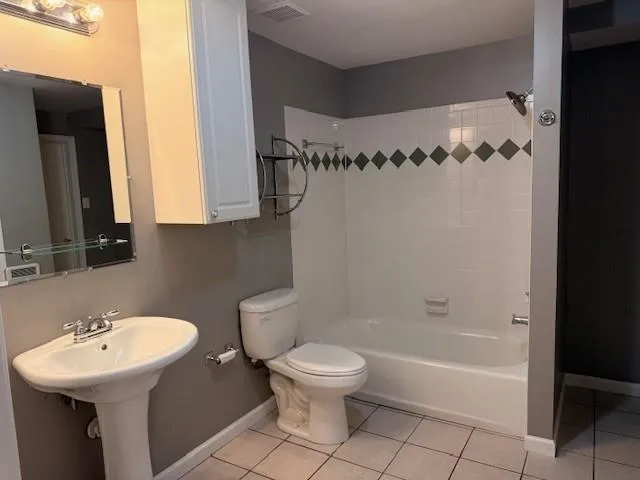 Suwanee, Georgia 30024, United States, 5 Bedrooms Bedrooms, ,4 BathroomsBathrooms,Residential,Active,102681