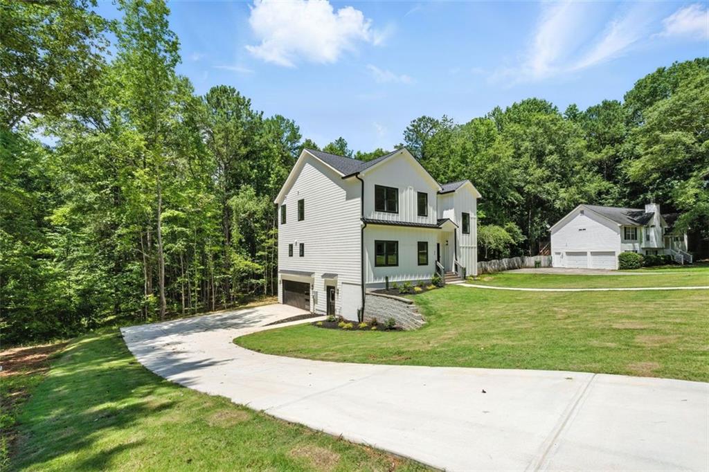25 Hollow Oak Road