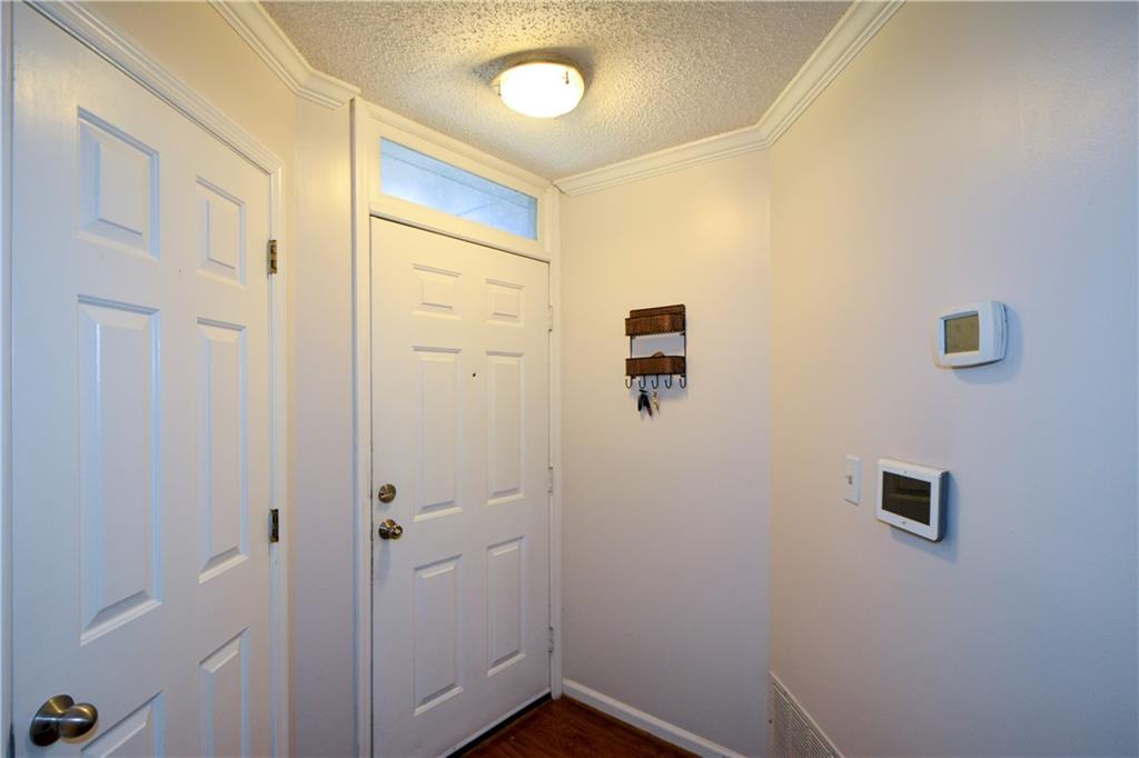 1315 Mcgill Park Avenue, Atlanta, Georgia image 3
