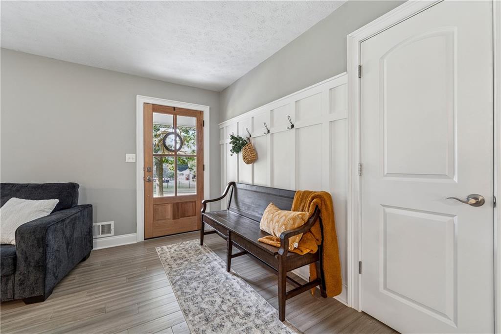 2405 VIRGINIA HEIGHTS Drive