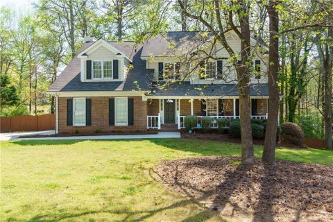 Homes For Sale - 2072 Perrin Drive<br/> Lawrenceville, GA 30043