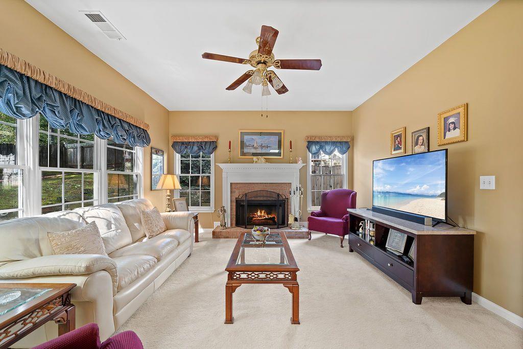 1522 Welch Court