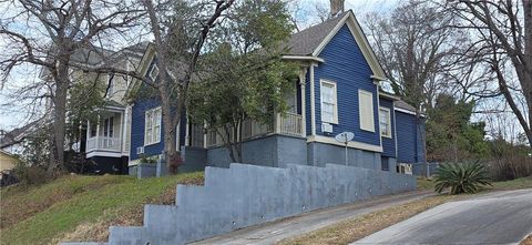 Homes For Sale - 975 Maple Street<br/> Bibb County, Macon, GA 30058