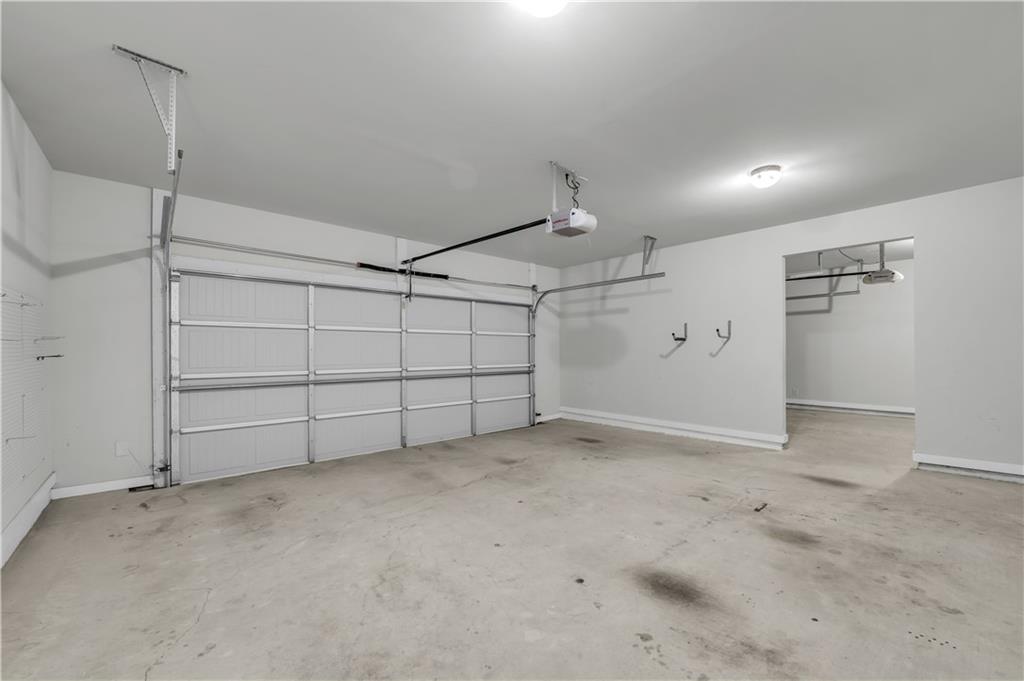 Pendergrass Station - Residential Lease