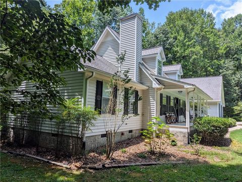 A home in Villa Rica