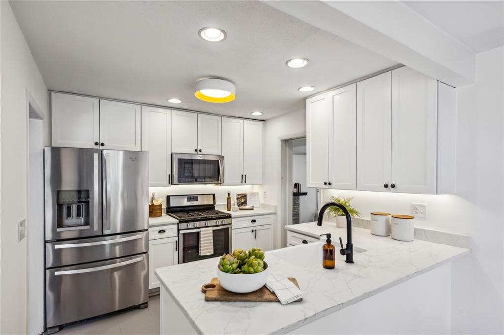 2129 Arlington Avenue, Atlanta, Georgia image 10