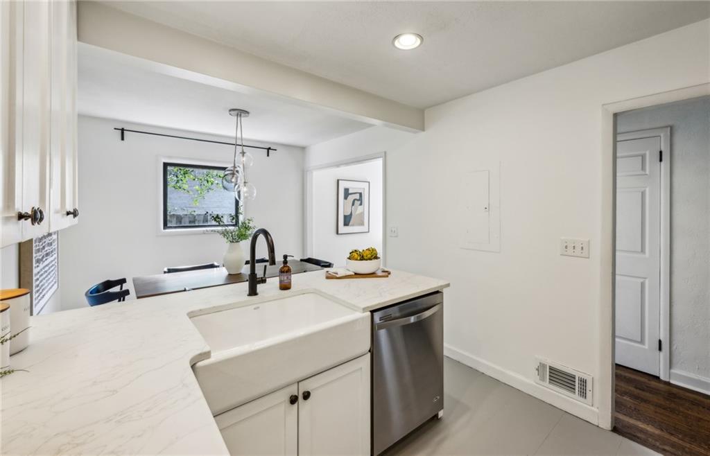 2129 Arlington Avenue, Atlanta, Georgia image 13