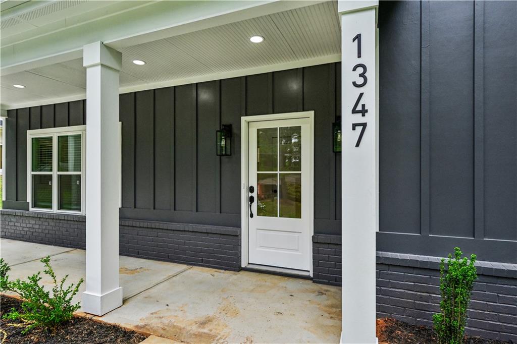 1347 Midlawn Drive