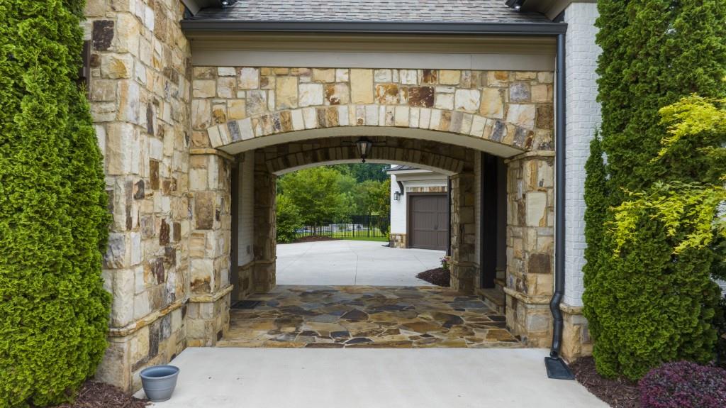 10150 Cedar Ridge Drive