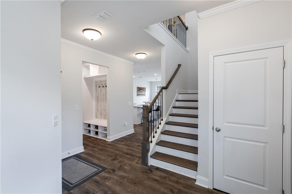 319 Hayden Circle