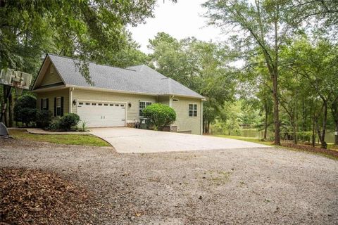 A home in Newnan