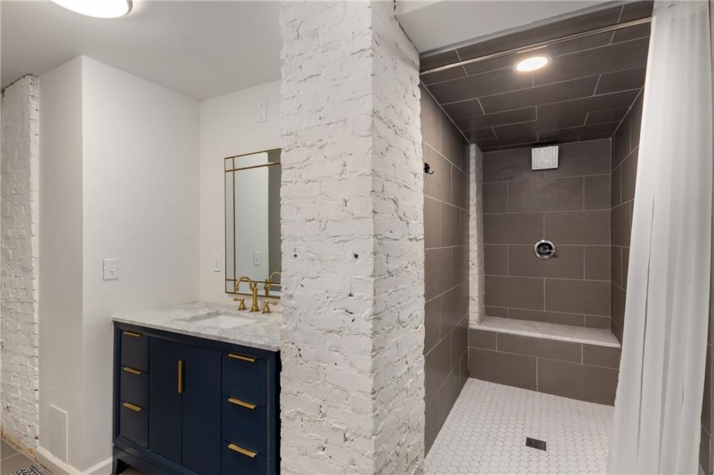 591 E Morningside Drive, Atlanta, Georgia image 44