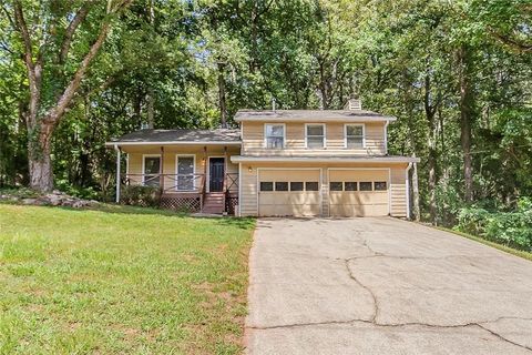 Photo of 3406 Deshong Drive, Stone Mountain, GA 30087 (MLS # 7615101)