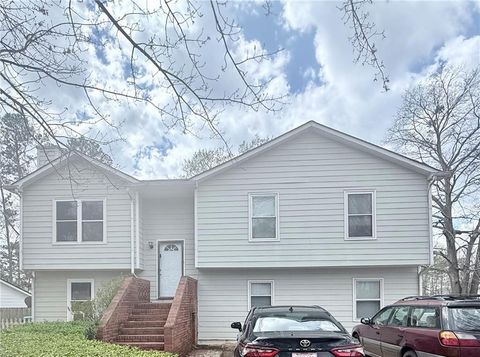 2061 Marshes Glenn Drive Norcross GA 30071