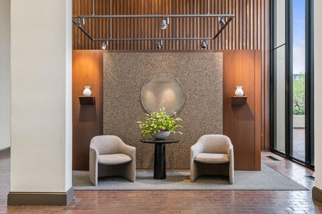 Plaza Towers - Residential