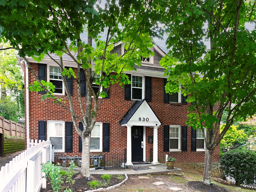 830 Barnett Street NE 5