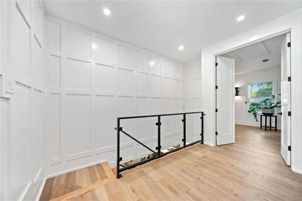 Atlanta, Georgia 30311, United States, 4 Bedrooms Bedrooms, ,4 BathroomsBathrooms,Residential,Active,133731