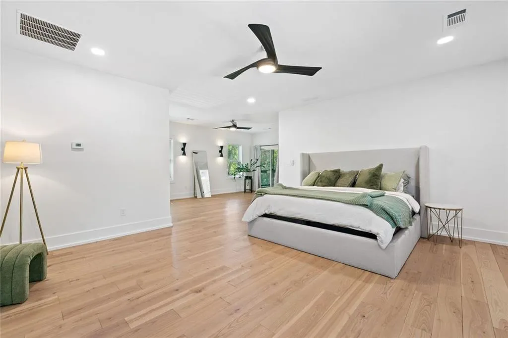 Atlanta, Georgia 30311, United States, 4 Bedrooms Bedrooms, ,4 BathroomsBathrooms,Residential,Active,133731