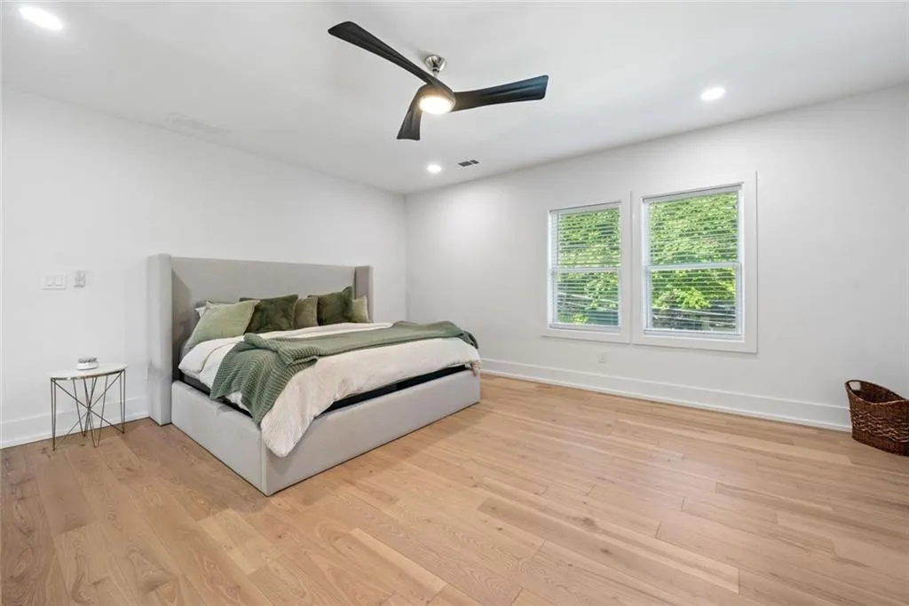 Atlanta, Georgia 30311, United States, 4 Bedrooms Bedrooms, ,4 BathroomsBathrooms,Residential,Active,133731