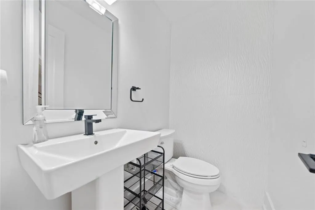 Atlanta, Georgia 30311, United States, 4 Bedrooms Bedrooms, ,4 BathroomsBathrooms,Residential,Active,133731