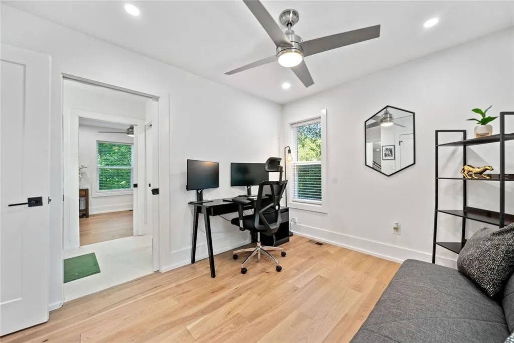 Atlanta, Georgia 30311, United States, 4 Bedrooms Bedrooms, ,4 BathroomsBathrooms,Residential,Active,133731