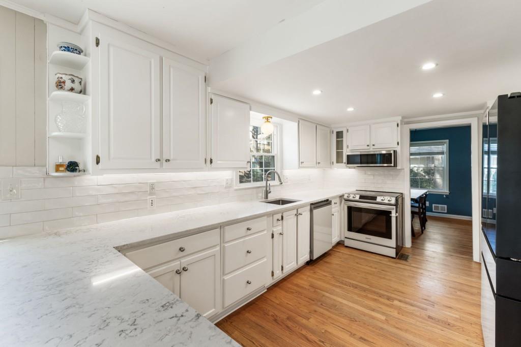 6482 Whispering Trail NE