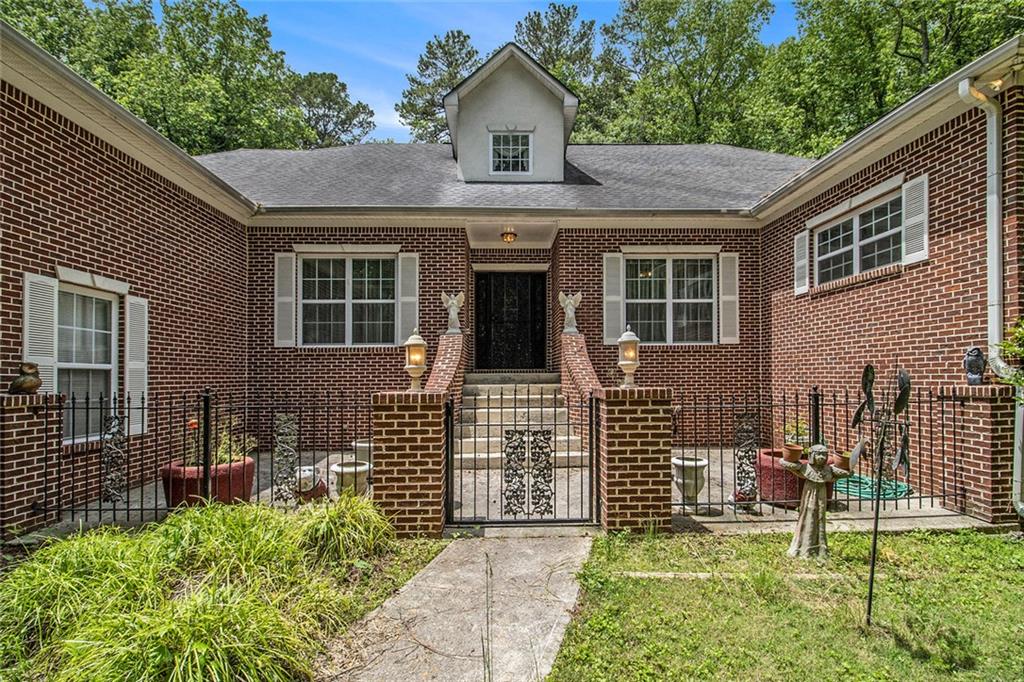 1600 Glenview Drive Southwest