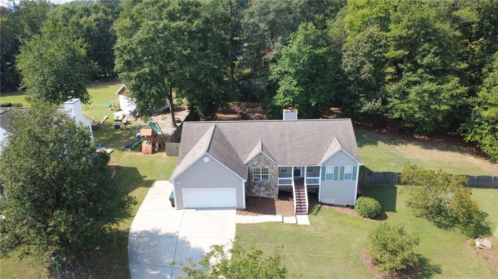 Photo of 4345 Lexington Ridge Drive, Loganville, GA 30052 (MLS # 7840200)